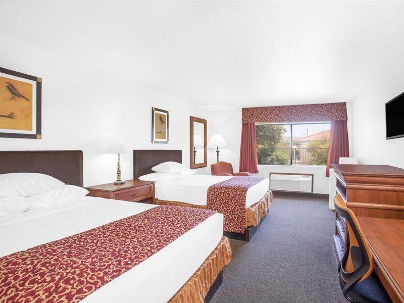Ramada By Wyndham Barstow Exterior foto